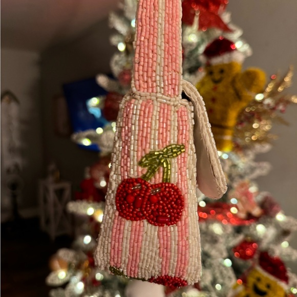 Cherry Beaded Bag - Picture 5 of 6